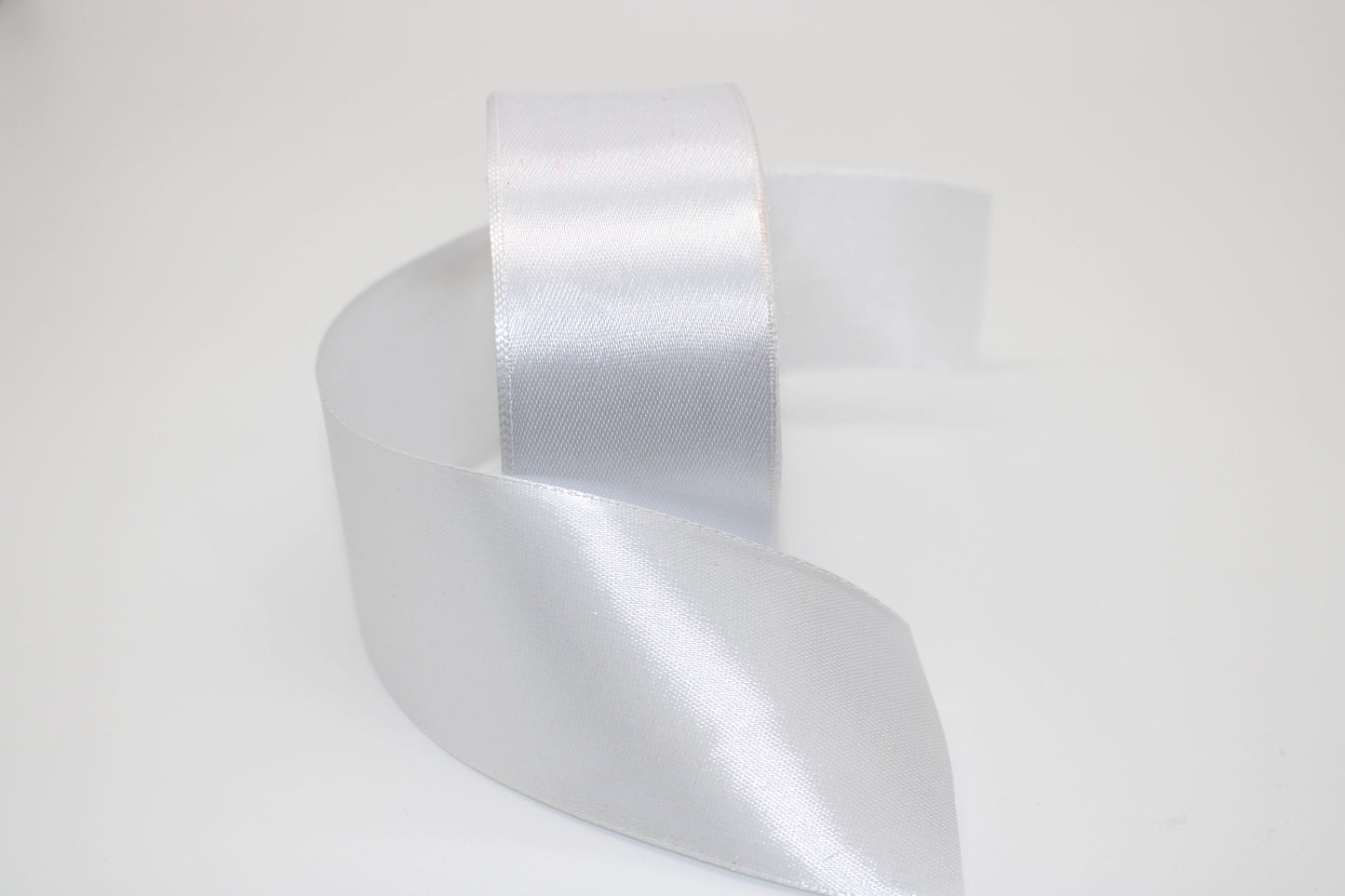 White, single face Ribbon available in 15, 20, 25, 40, and 50 mm for Ribbon Skirts, Shirts, Crafts, Weddings and gifts