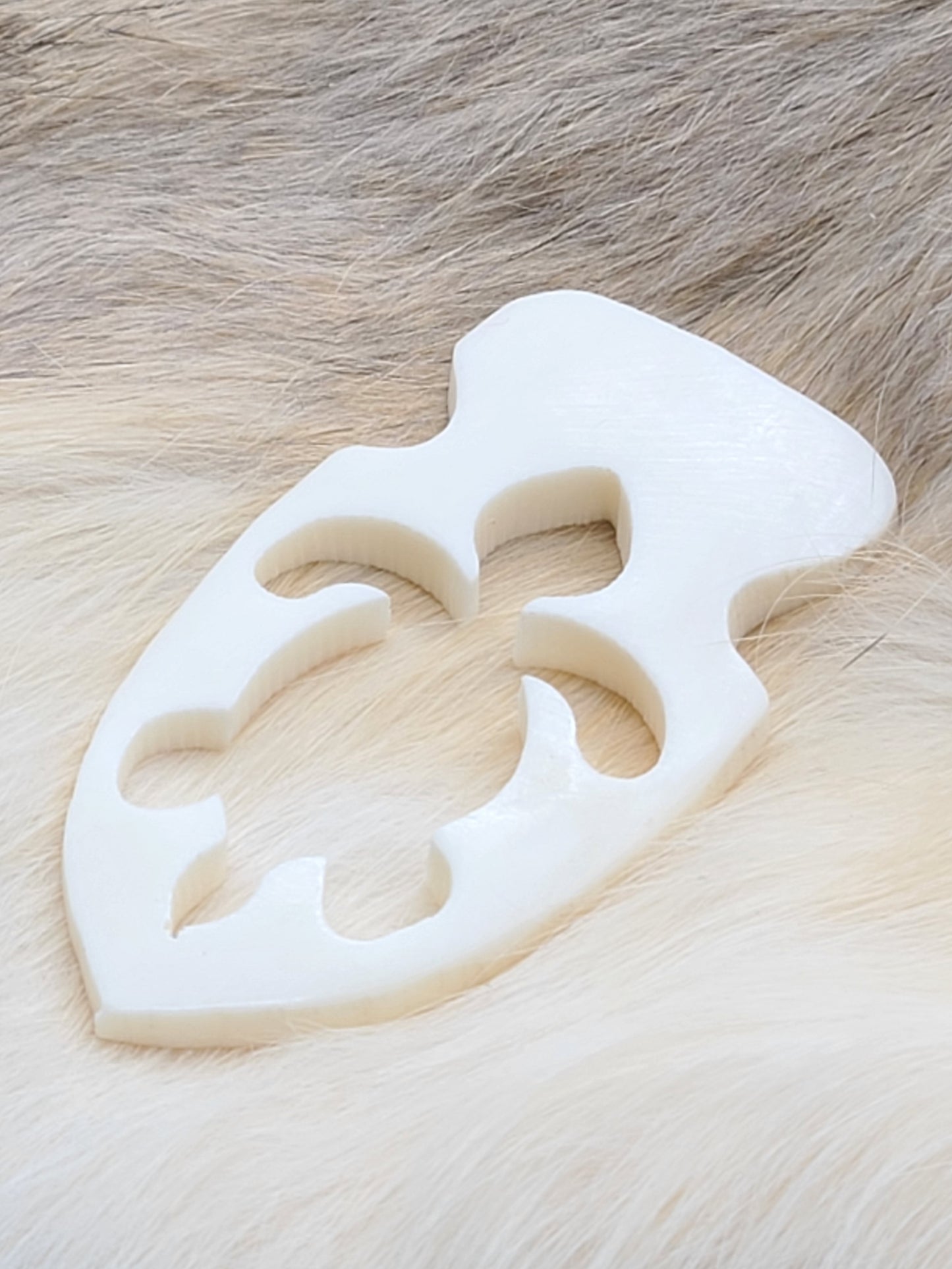 Turtle Pendant, Cow Bone, Hand Carved for Necklaces, Chokers, Broaches, Armbands, Regalia and Decorations