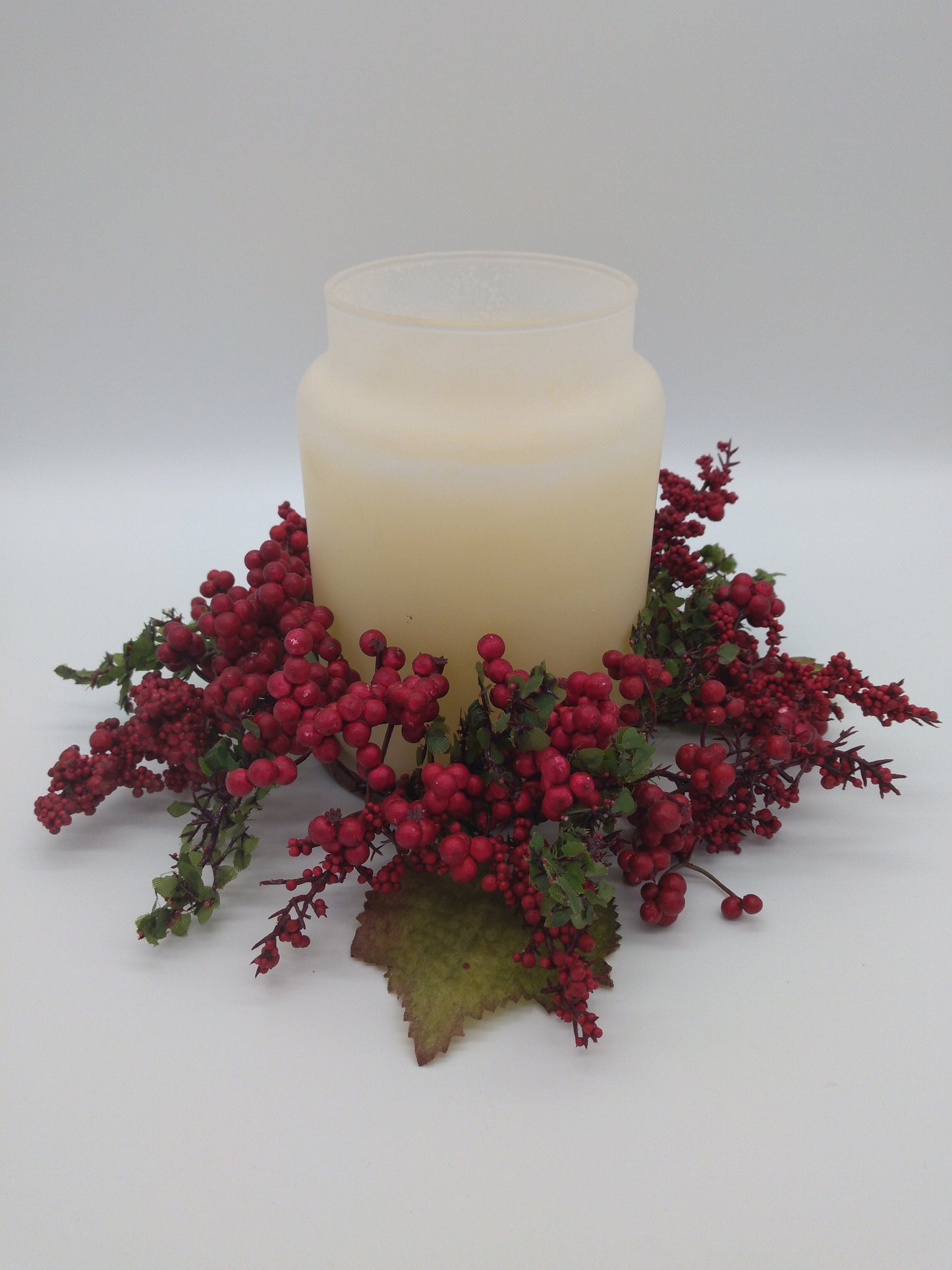 Frosted Glass 20 oz Vanilla scented Candle or Christmas candle arrangement