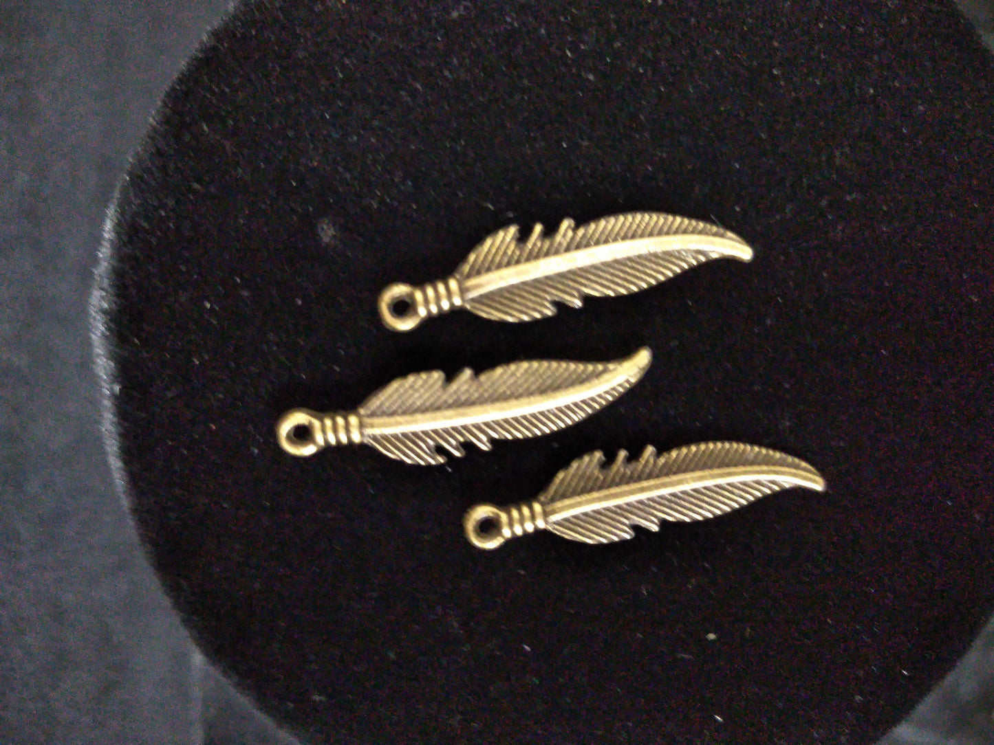 Metal Feather Pendants for Necklaces, Earrings, Pendants, Bracelets, Decorations, Regalia