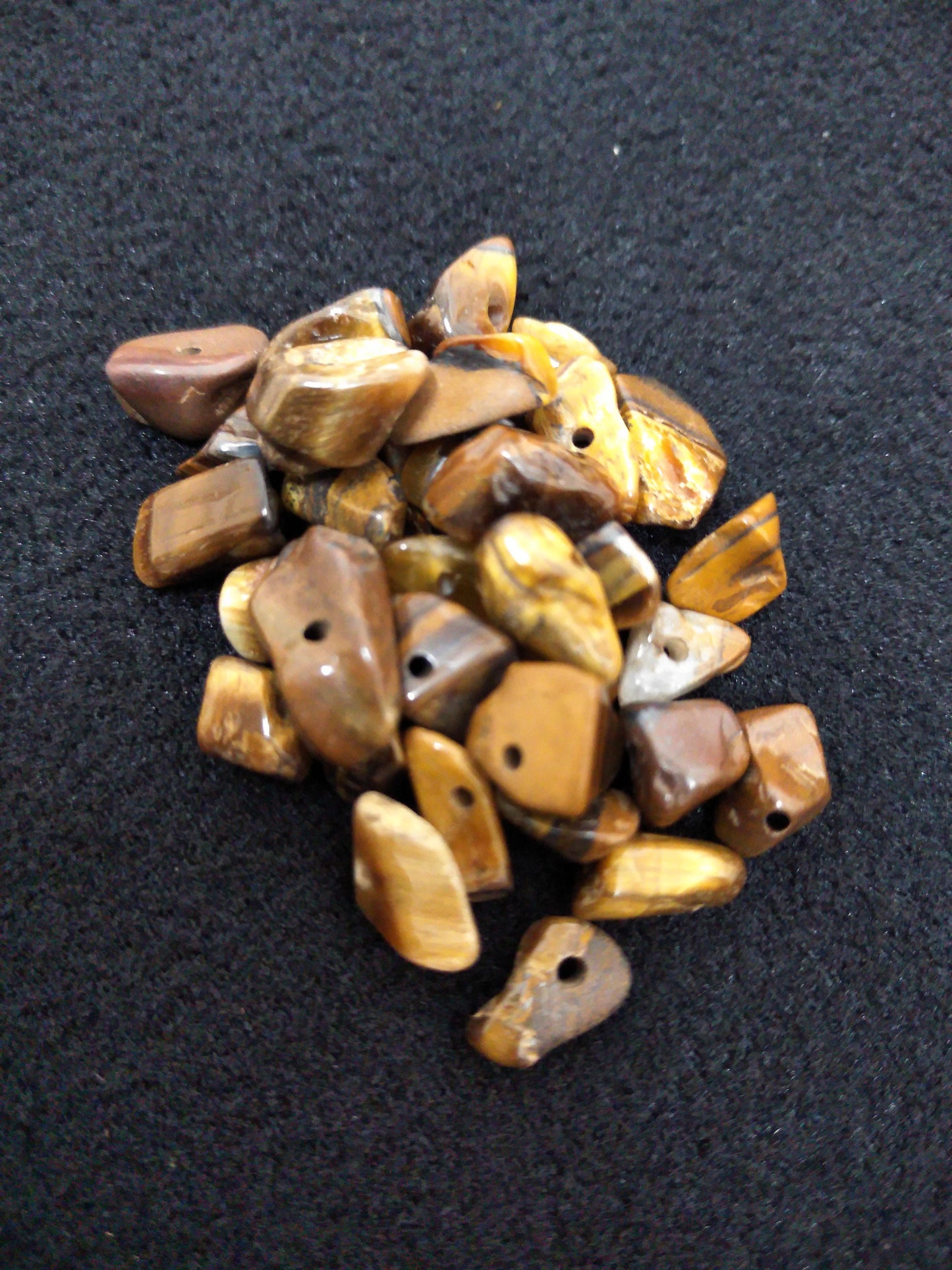 Semi Precious Stone Chips Drilled 10 gram, For Necklaces, Bracelets, Earrings, Decorations, Beading, Blue Agate, Green Agate, Almond Tiger Eye, Red Coral, Blue Goldstone, Howelite, Rose Quartz