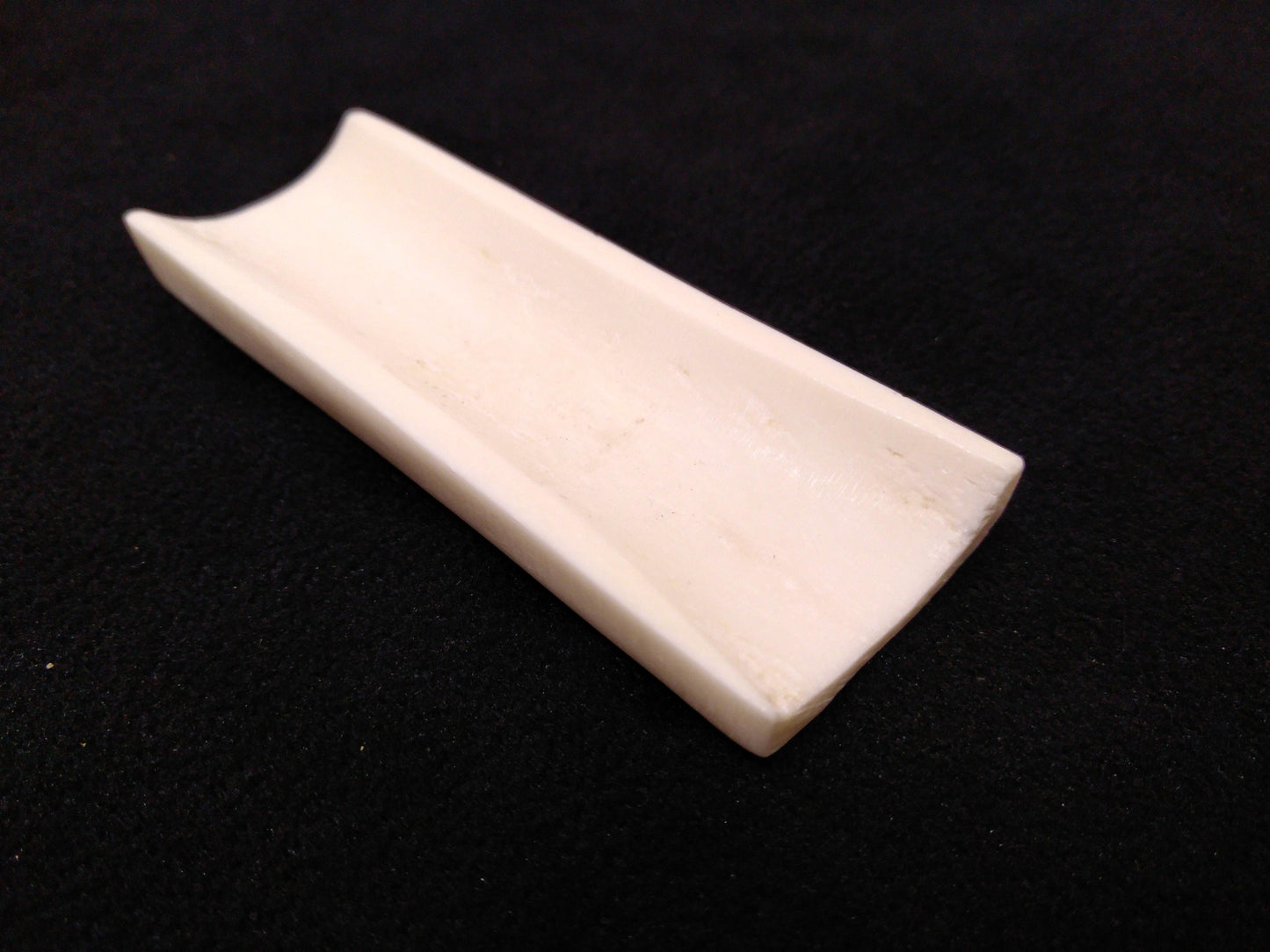 Cow Bone Slab 3" x 1.5" approx. For Scrimshaw, carving pendants or Jewelry, and making Knife handles