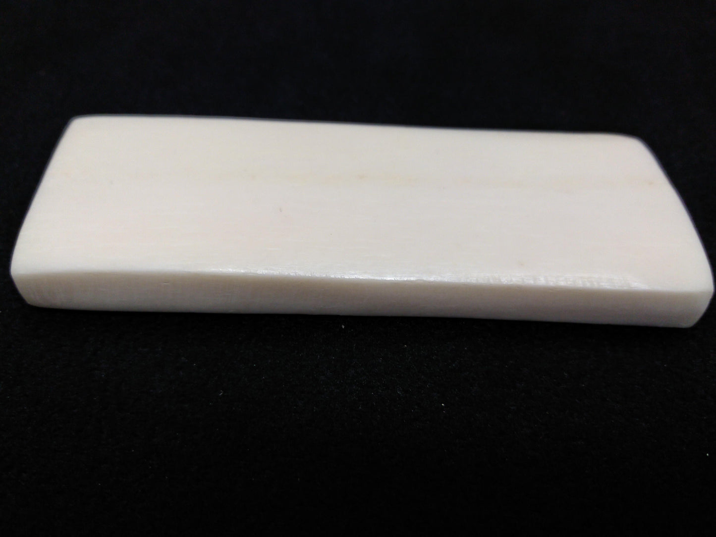 Cow Bone Slab 3" x 1.5" approx. For Scrimshaw, carving pendants or Jewelry, and making Knife handles