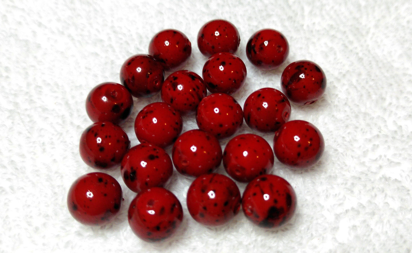 Garnet Opaque Luster 8 mm Czech Glass Bead 20/pack. Black speckled unique Bead. Uniform. For Necklaces, Chokers, Earrings, Bracelets